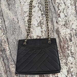 Tory Burch Black Quilted Shoulder Bag with Gold Chain